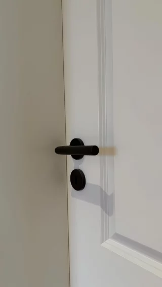 Von alt zu neu ✨
Aus einer Bestandswohnung wird moderner Wohnraum –
jedes Zimmer wird jetzt einzeln vermietet.
Mehr Flexibilität. Mehr Nutzen. Mehrwert für alle. 🏡📈

Was für eine Transformation!! @seebauer_gmbh 🙌

#sanierung #amberg #neu #wohnung #mietenamberg